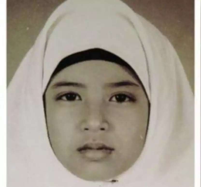 Dewi Perssik