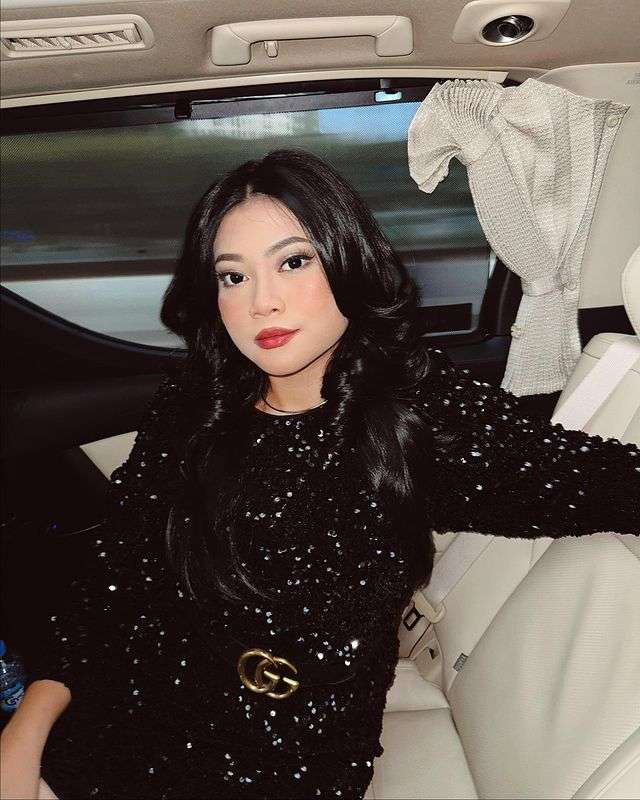 Hanum Mega