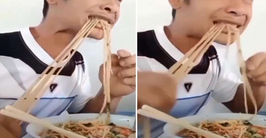Makan mie ayam malah alot dan kenyal kayak karet.
