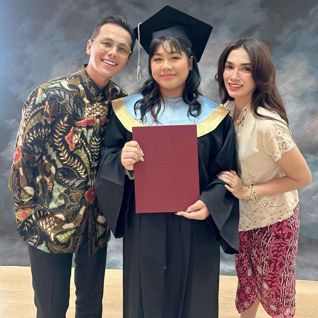 Amalia bersama Andika dan Ussy