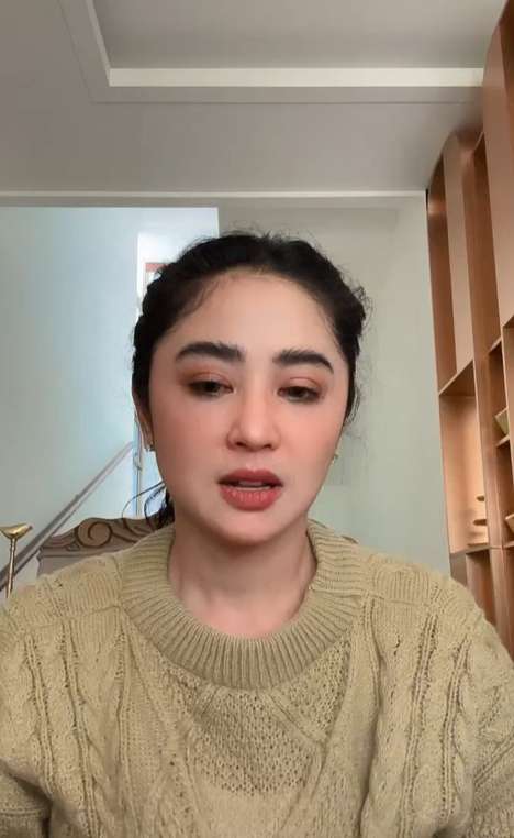Dewi Perssik