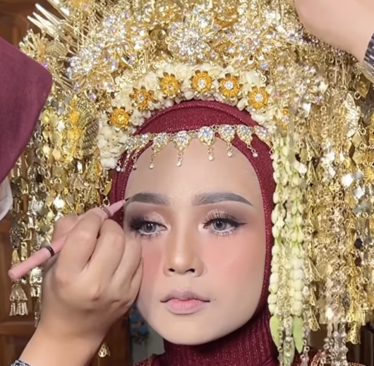 Merias Alis