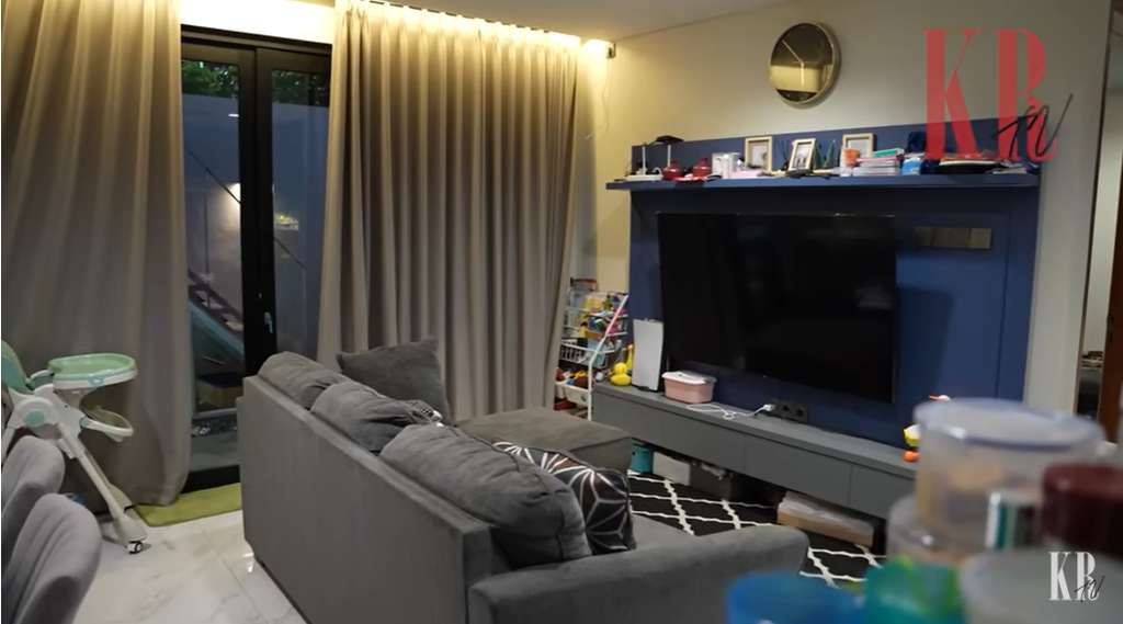 Potret rumah Rigen Rakelna