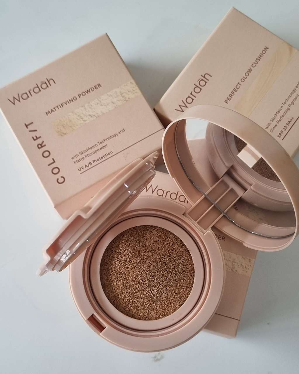 Wardah Colorfit Perfect Glow Cushion