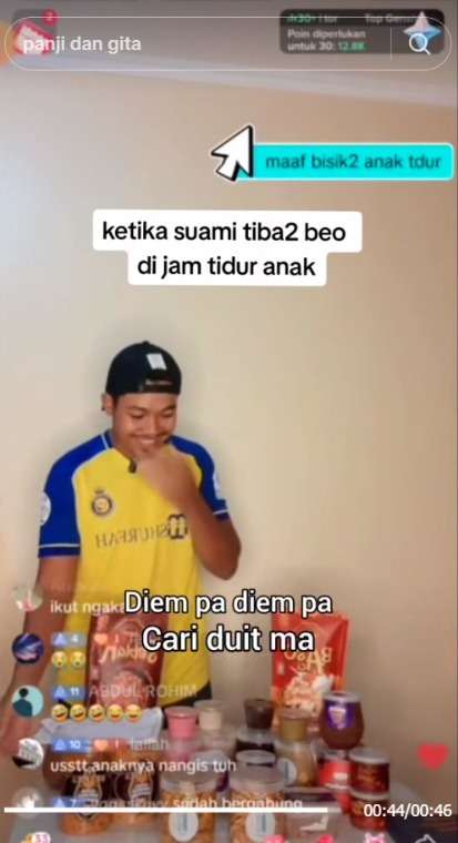 Momen Kocak Pria Jualan Live Tiktok saat Anak Tidur, Gak Ngerti Dibilangin Istri, Endingnya Ngakak Berjamaah