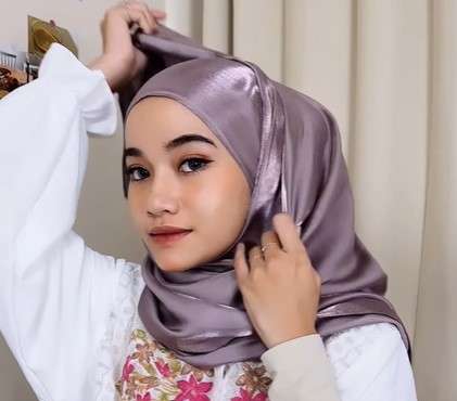 Hijab shimmer