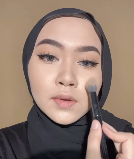 Memakai Highlighter
