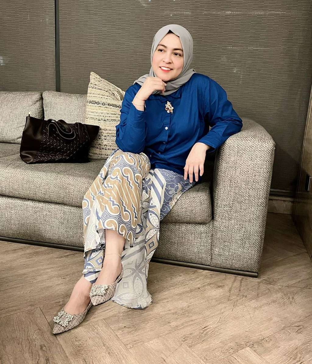 Astrid istri Uya Kuya