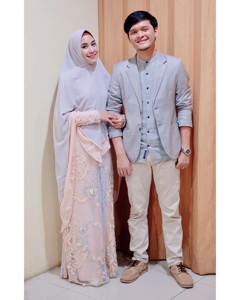 Potret Anisa Rahma dan suaminya