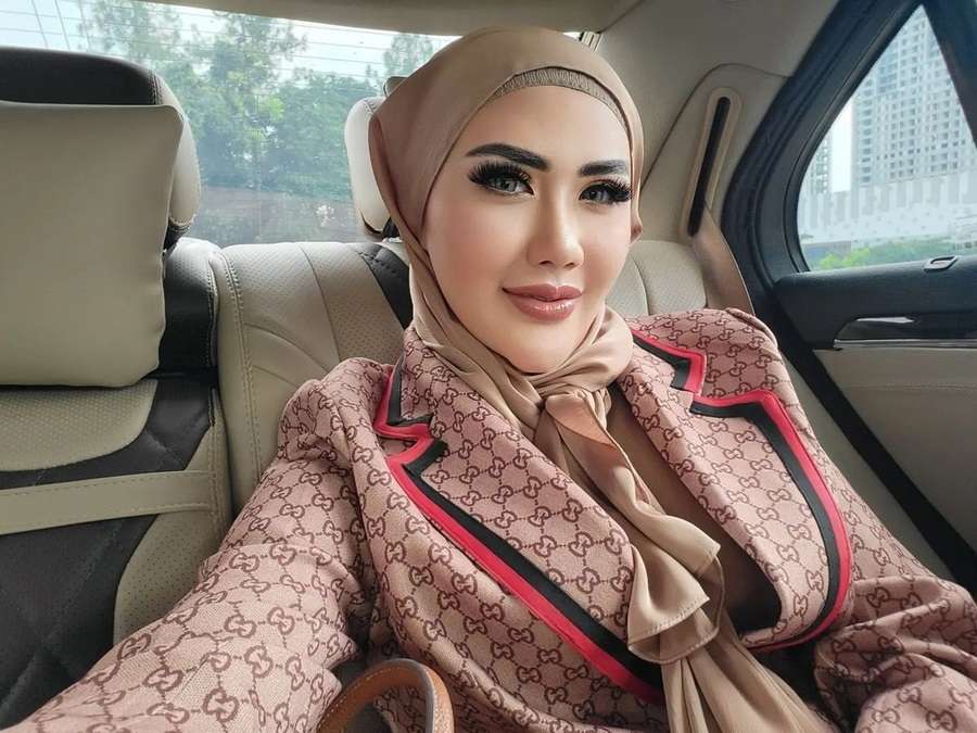 Rey Utami