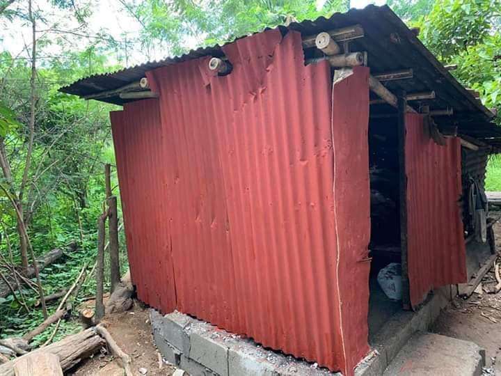 Gubuk reyot mirip kandang ayam si kakek direnovasi jadi cantik.