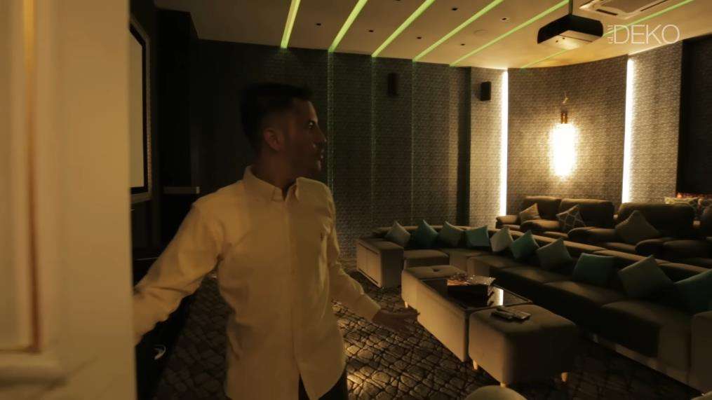 Rumah mewah Datuk Aliff Syukri 'Upin Ipin' bak istana.
