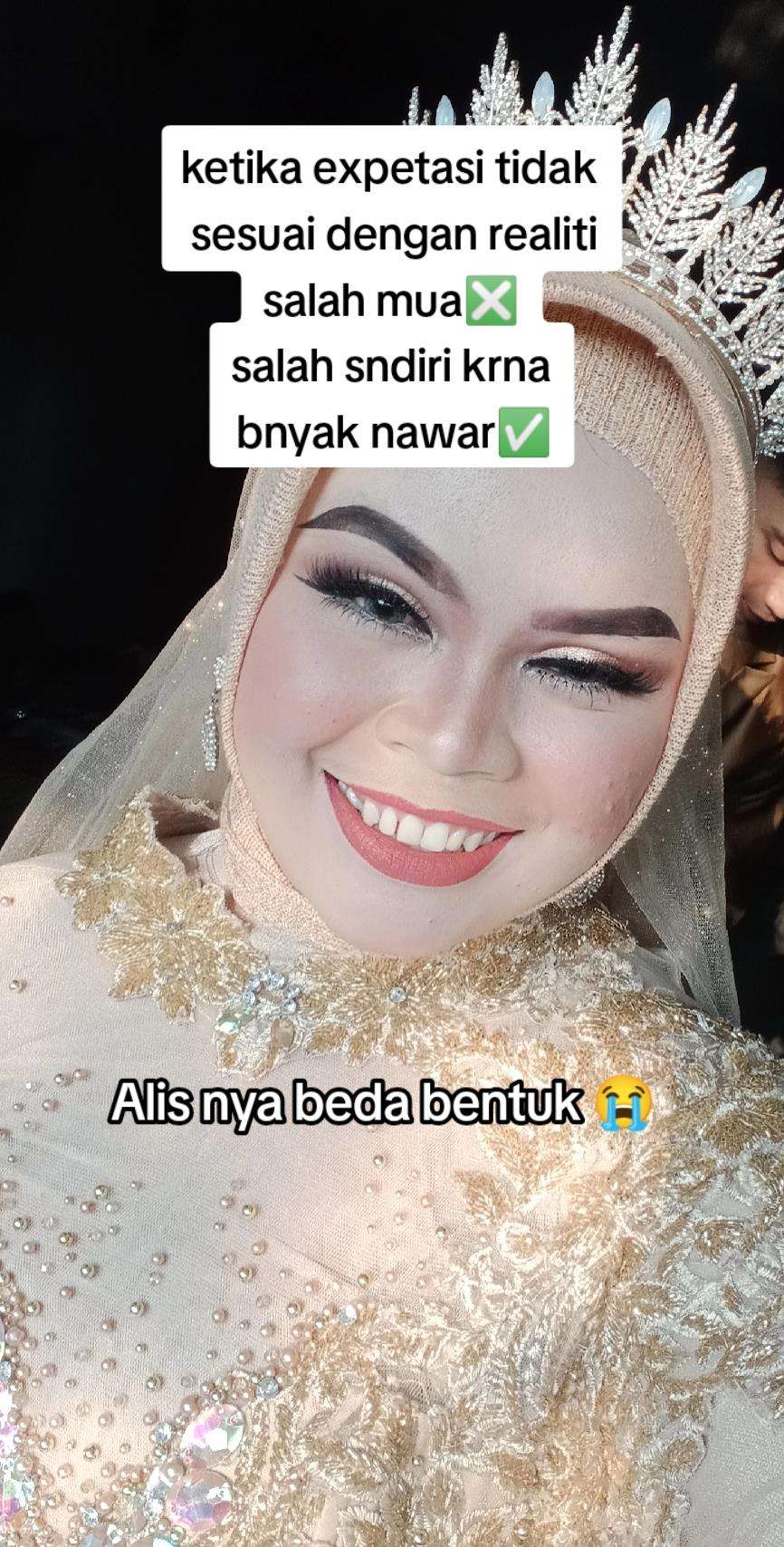 Momen gagal dan absurd potret pernikahan gara-gara nawar harga MUA dan fotografer.