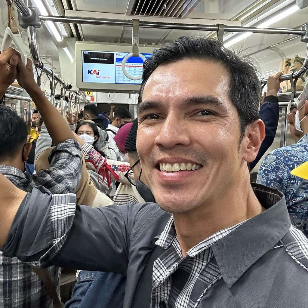 adrian maulana