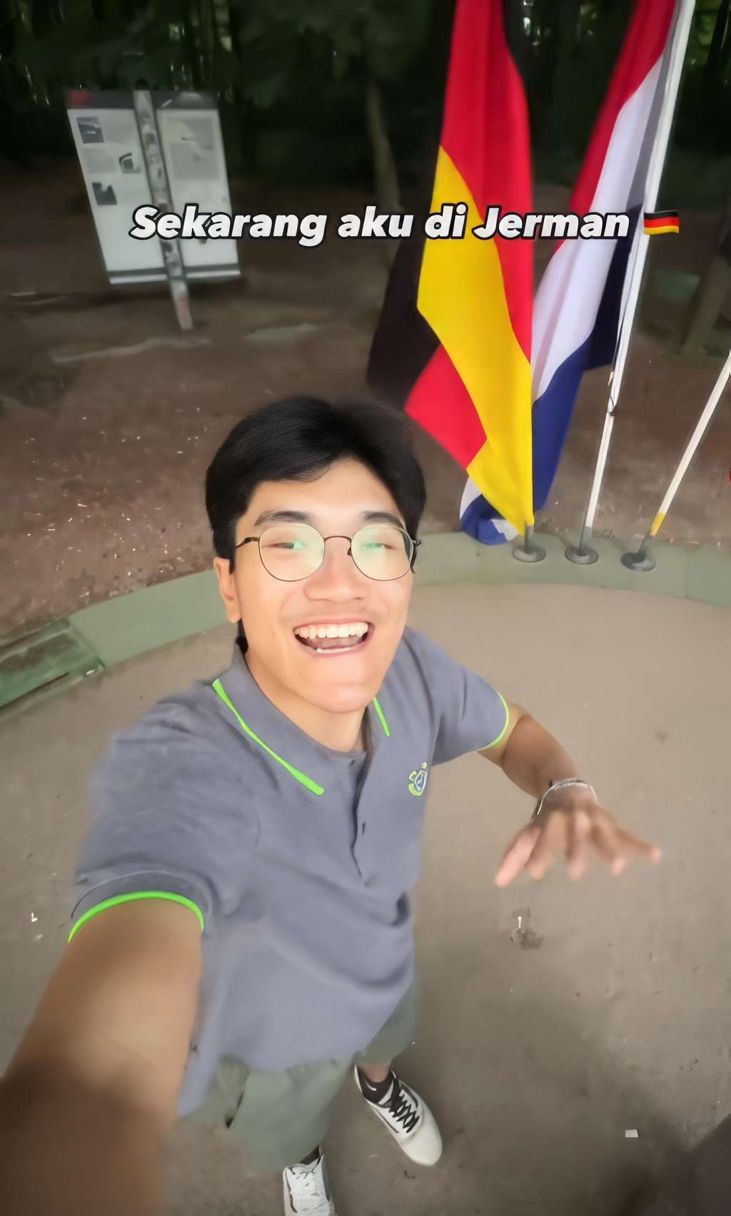 Berada di tiga negara Eropa sekaligus.