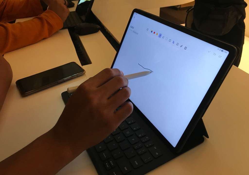 HUAWEI MatePad Air, Tablet RIngan Rasa PC Harga Rp8 Jutaan
