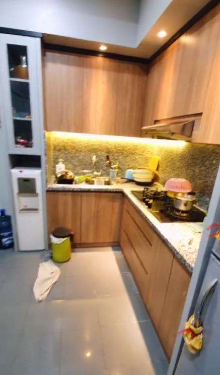 Makeover dapur mama yang semrawut dan berantakan jadi cantik estetik.