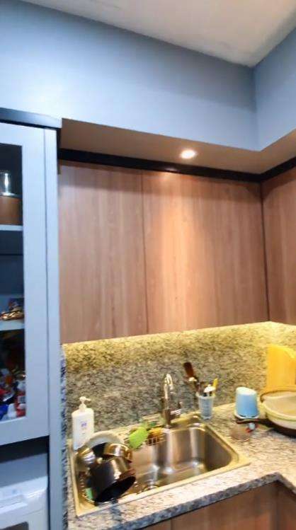 Makeover dapur mama yang semrawut dan berantakan jadi cantik estetik.