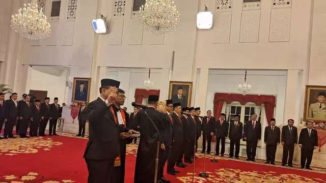 Jokowi Reshuffle Kabinet Indonesia Maju, Lantik Menkominfo dan 5 Wakil Menteri