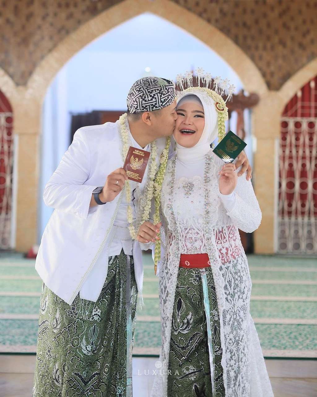 Potret pernikahan Meldi dan Inggil