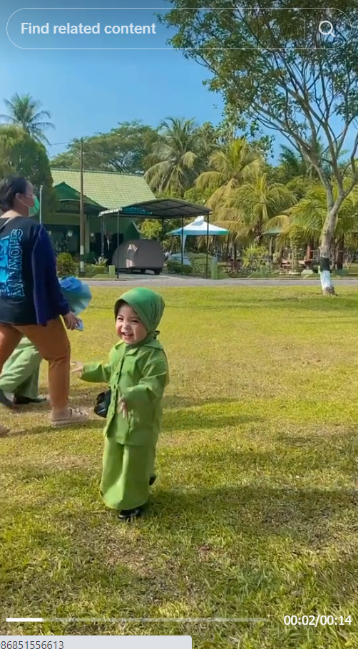 Lama Ditinggal Dinas Sang Ayah, Putri TNI ini Menangis Histeris Sampai Tak Mau Digendong