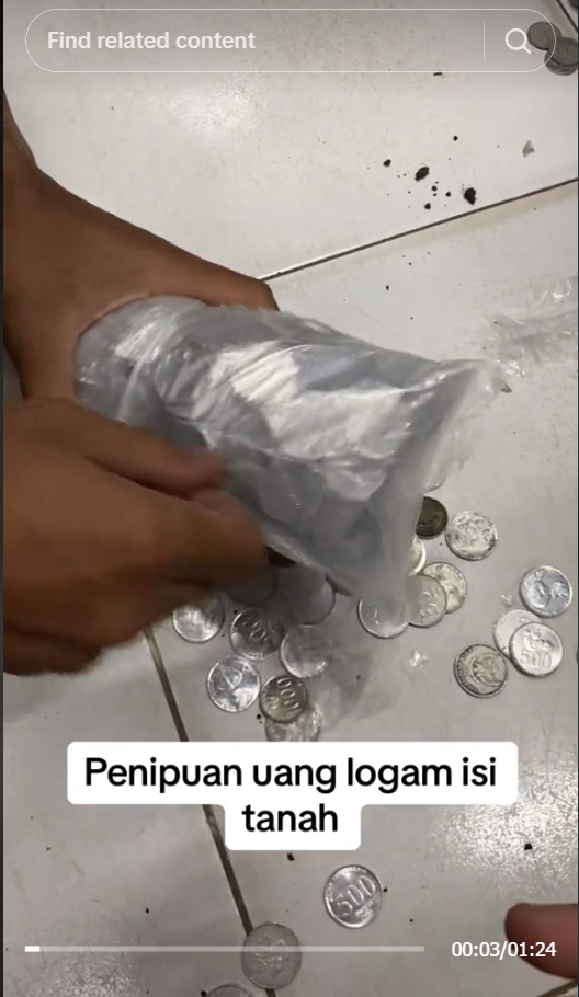 Apes! Pria Terima Tukar Uang Logam di Plastik, Ternyata Berisi Tanah Koin Hanya Dipermukaan Saja
