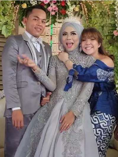 Gisel dan Koneng bersama suami