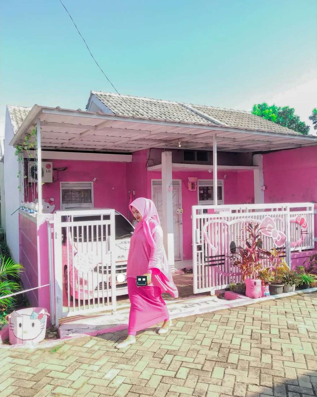 Rumah Hello Kitty