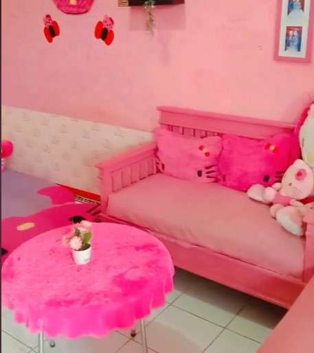 Rumah Hello Kitty