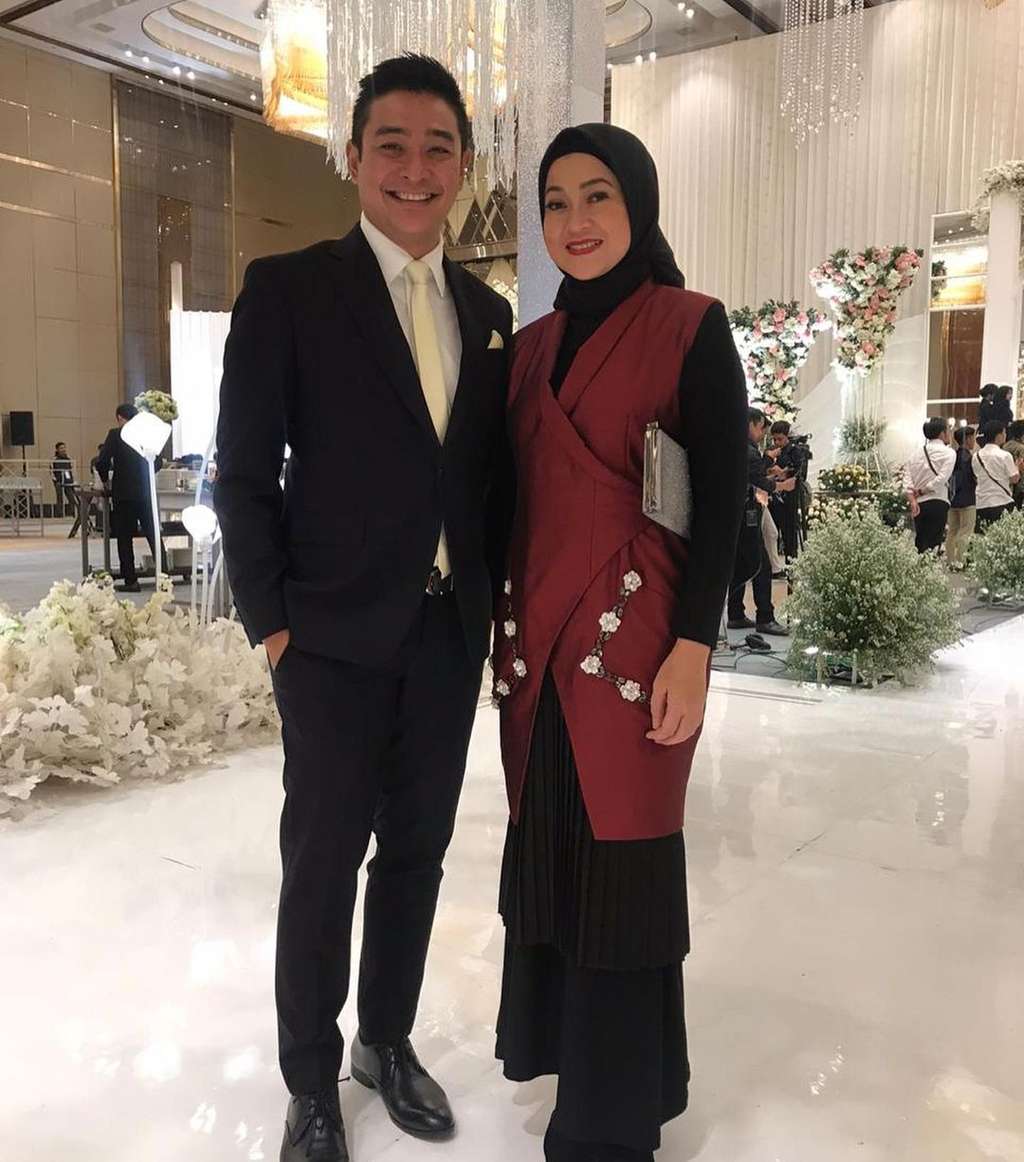 Potret Irgi dan istrinya Potret Irgi dan istrinya