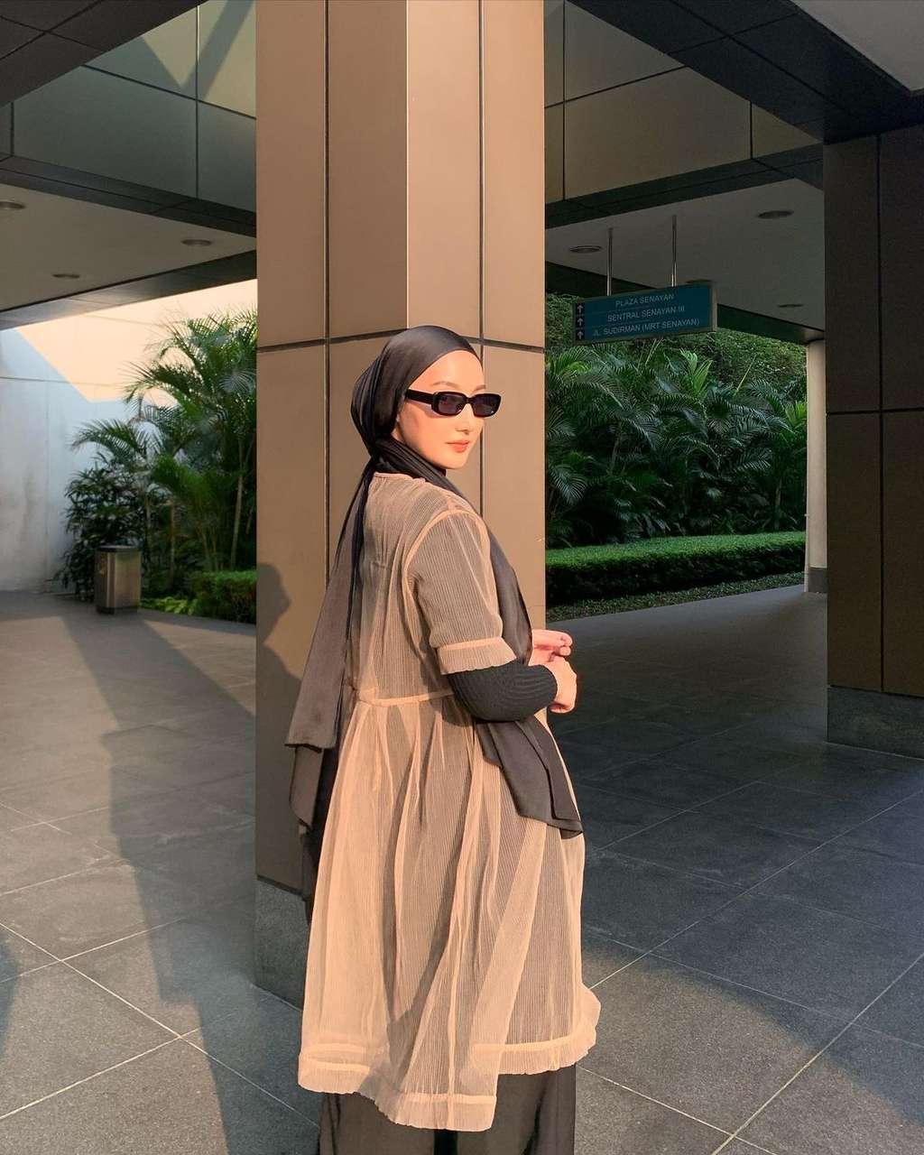 outer tulle