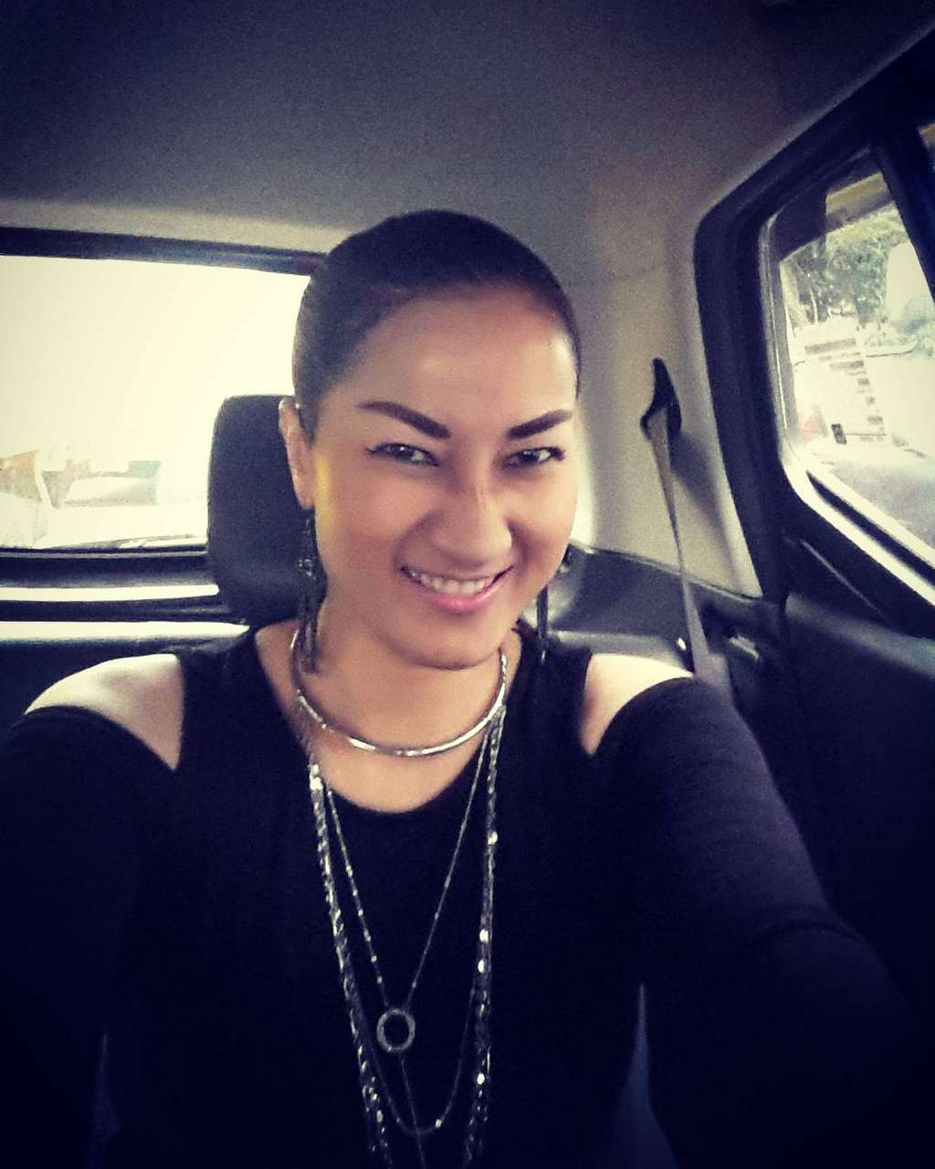 Potret Levi Ibunda Keisya Levronka Potret Levi Ibunda Keisya Levronka