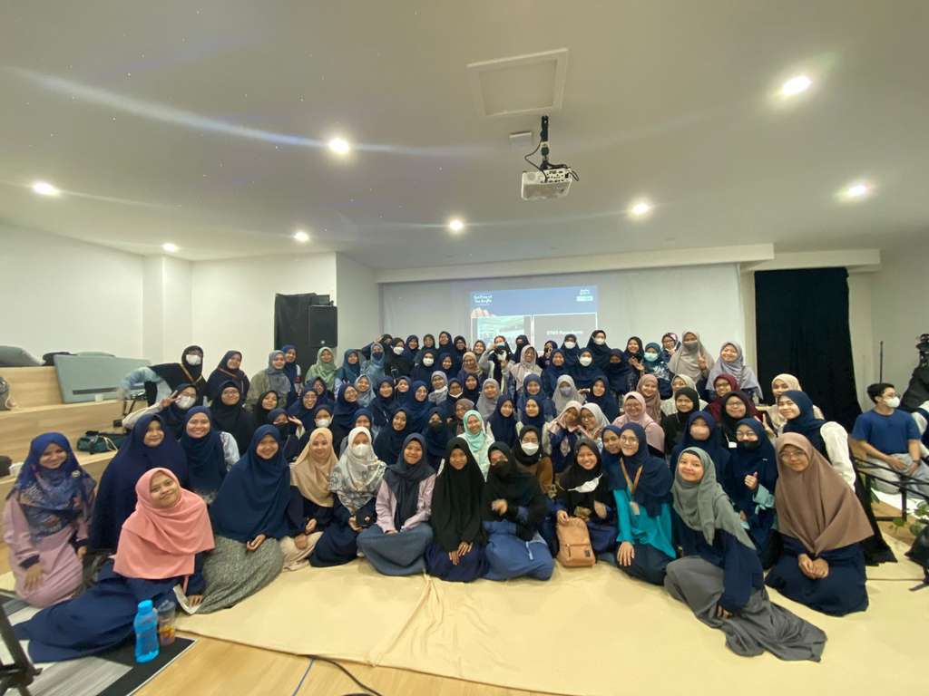 Exclusive Launch NN Surah Al Qomar