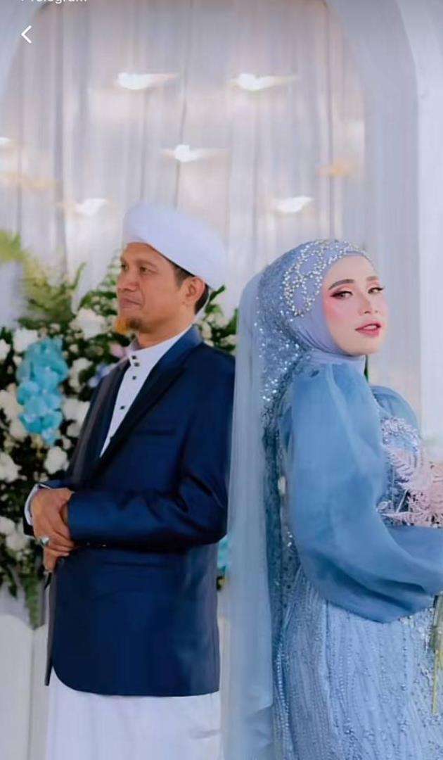 Viral gadis 19 tahun menikah dengan pria 53 tahun.