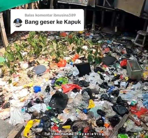 Di balik indahnya Pantai Indah Kapuk ada kampung yang warganya hidup bersama sampah.