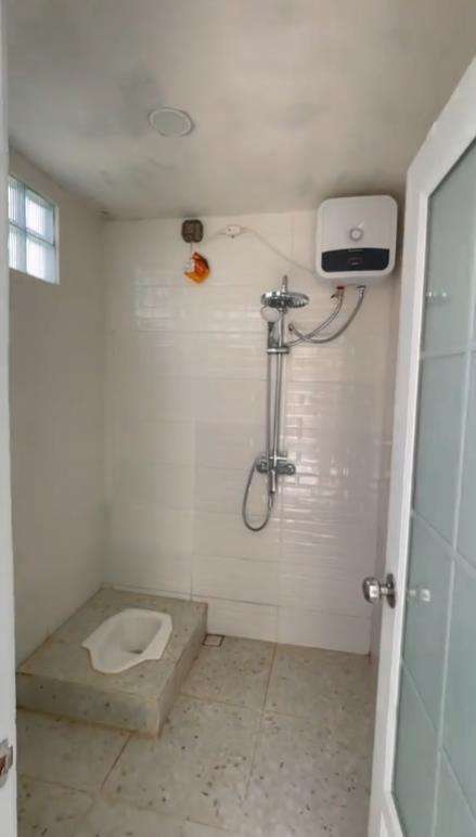 Dicibir kamar mandi dan WC kumuh, wanita ini rombak habis-habisan jadi mewah.