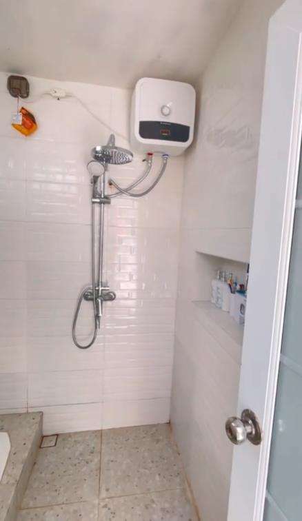 Dicibir kamar mandi dan WC kumuh, wanita ini rombak habis-habisan jadi mewah.