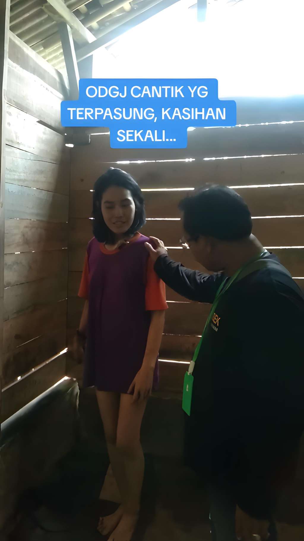 Viral gadis diduga ODGJ dipasung, wajahnya cantik disebut mirip artis.