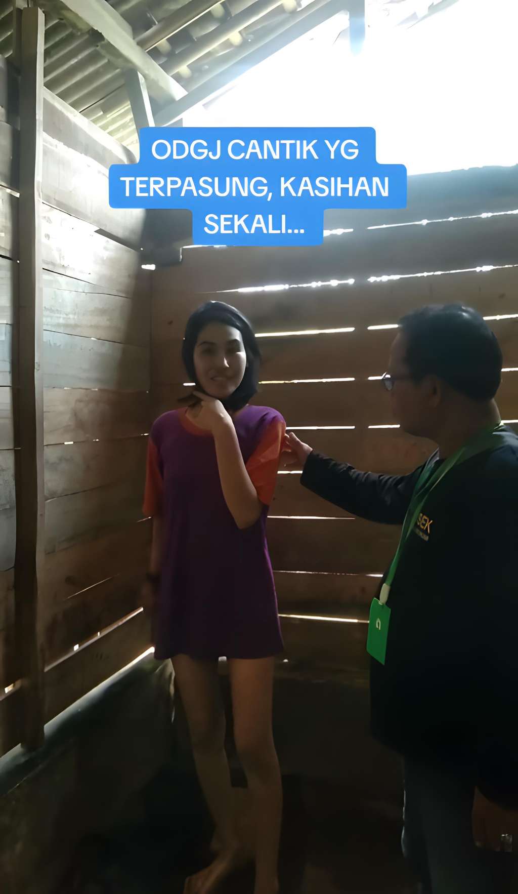 Viral gadis diduga ODGJ dipasung, wajahnya cantik disebut mirip artis.