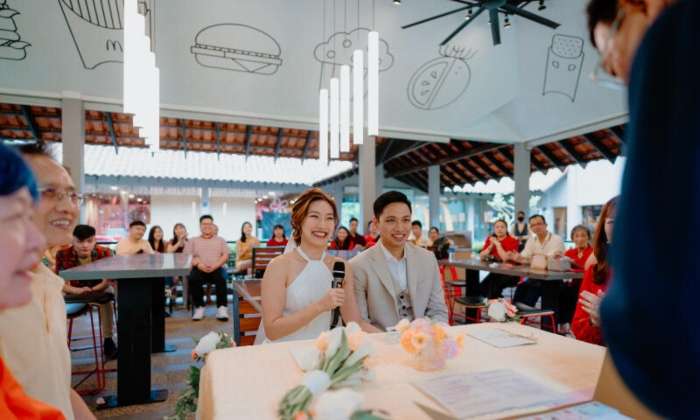 straits times
