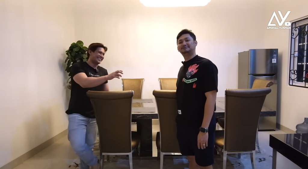 Potret rumah baru Angga Wijya