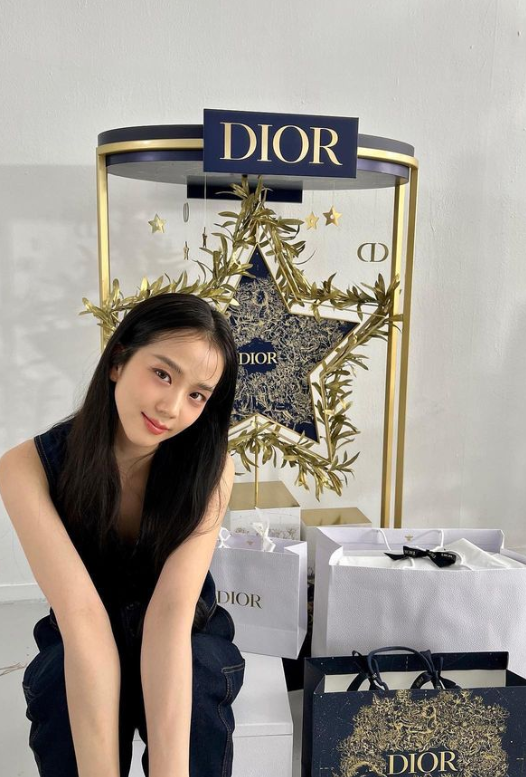 kim jisoo