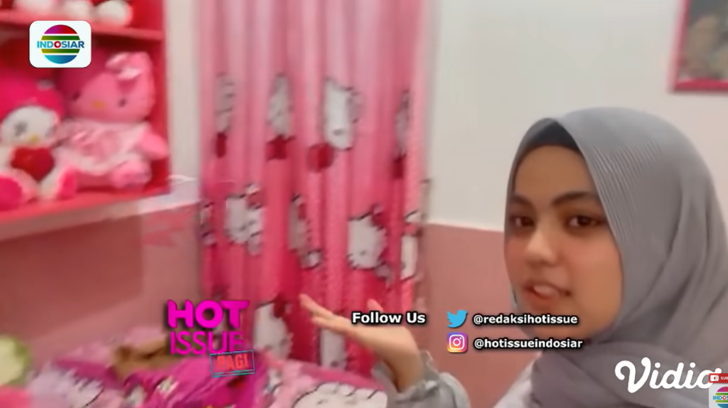 Putri Isnari