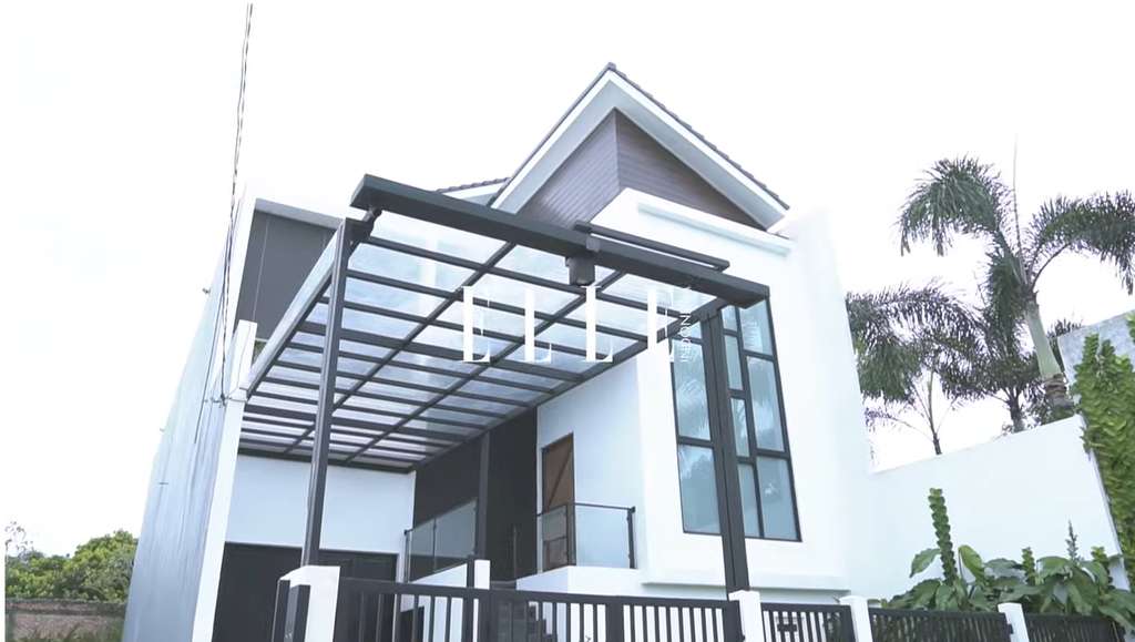 Potret rumah Alika dan Raja