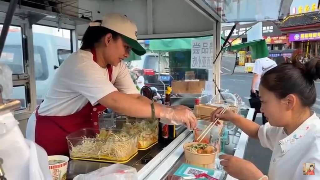 Terungkap Pendapatan Youtuber ‘Shanty di China’, Jualan Masakan Indonesia di Negeri Tirai Bambu