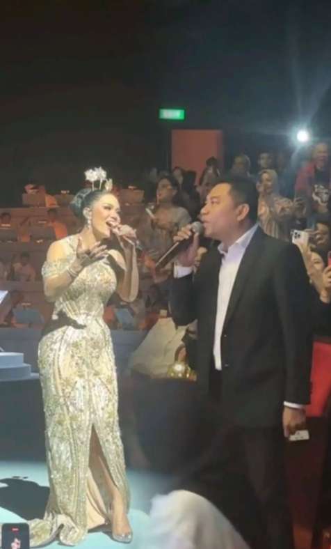 Duet Krisdayanti dan Anang Hermansyah Duet Krisdayanti dan Anang Hermansyah