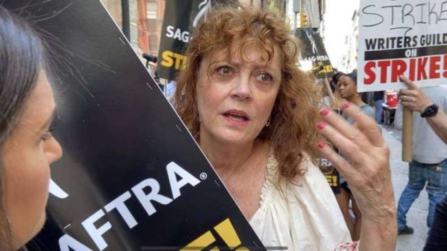 Peraih Oscar Susan Sarandon ikut demo serikat aktor Hollywood Peraih Oscar Susan Sarandon ikut demo serikat aktor Hollywood