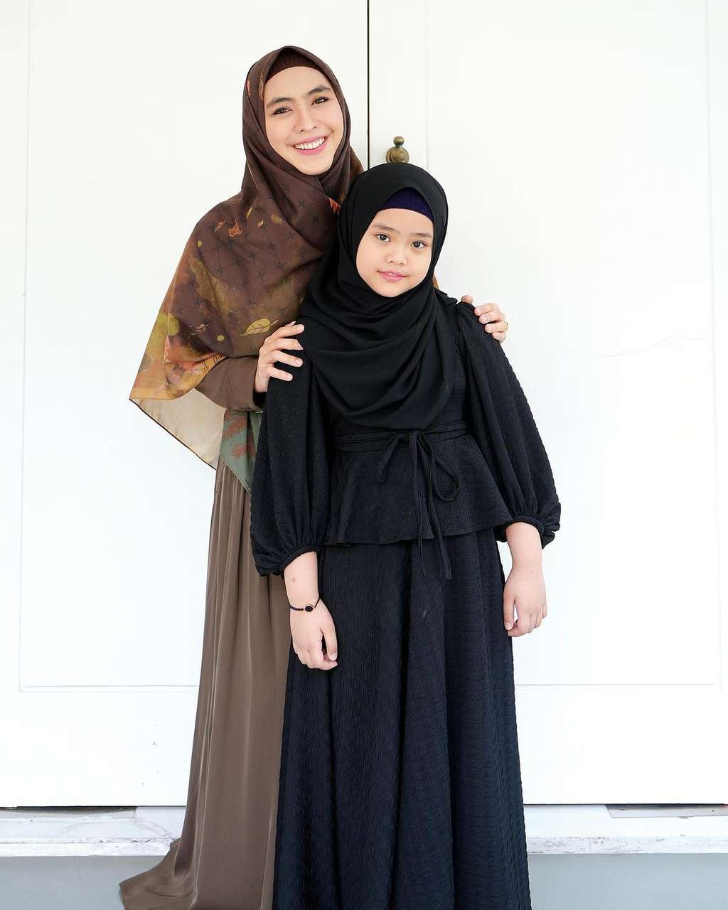 Maryam Nusaibah dan Oki Setiana Dewi