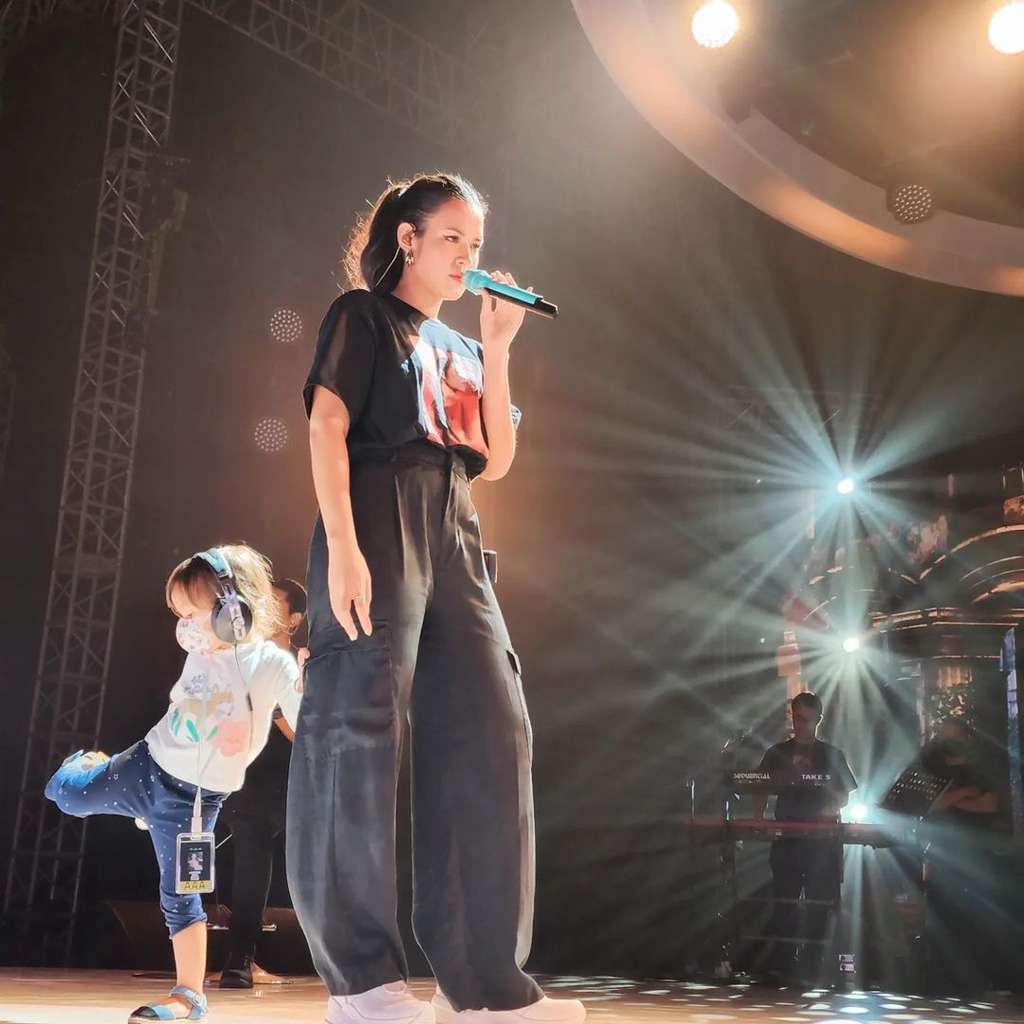 Raisa dan Zalina