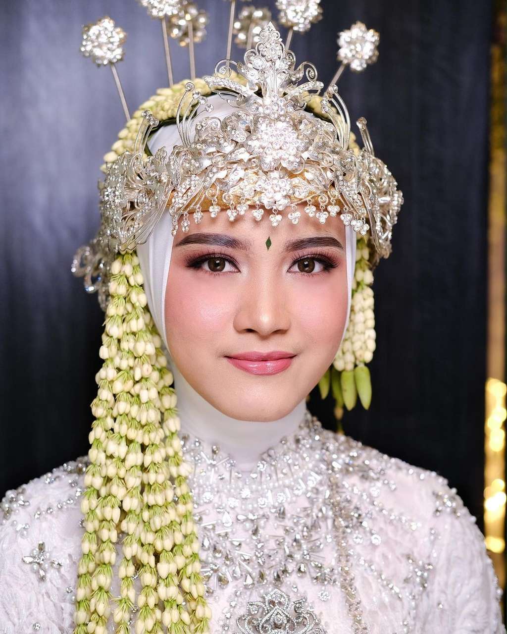 Soft makeup
